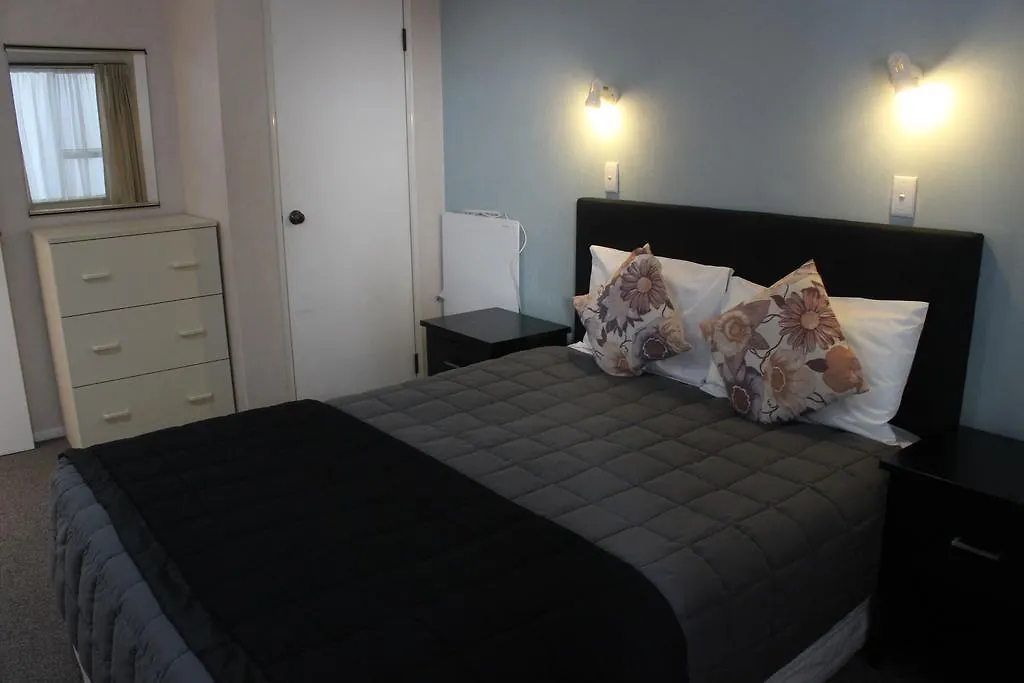 Malones Spa Motel Rotorua 4*,  Nya Zeeland