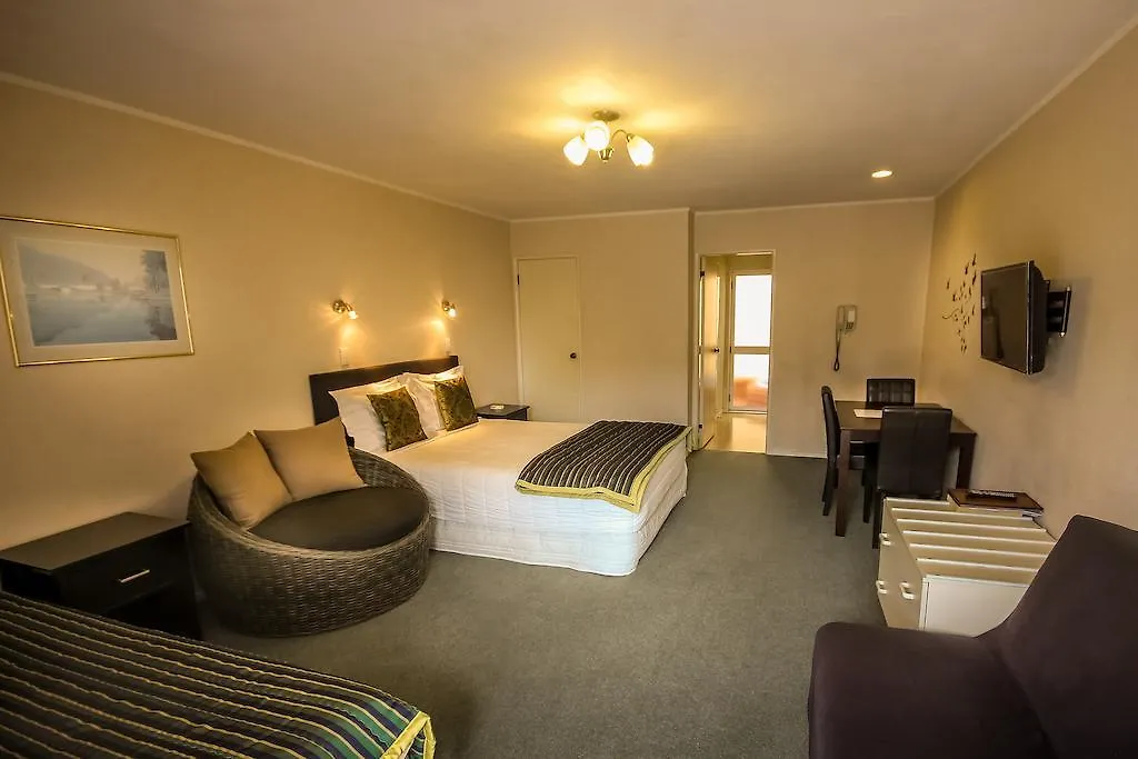 Malones Spa Motel Rotorua 4*,