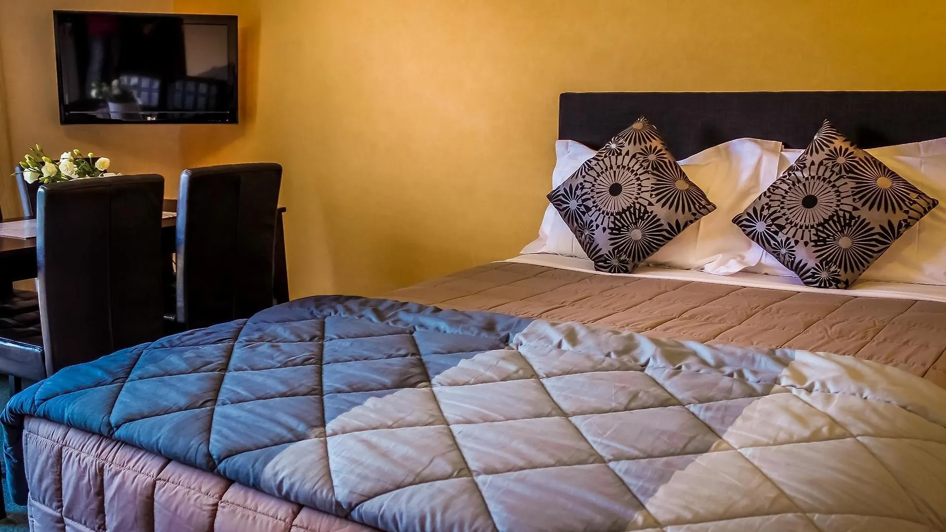 Malones Spa Motel Rotorua 4*,